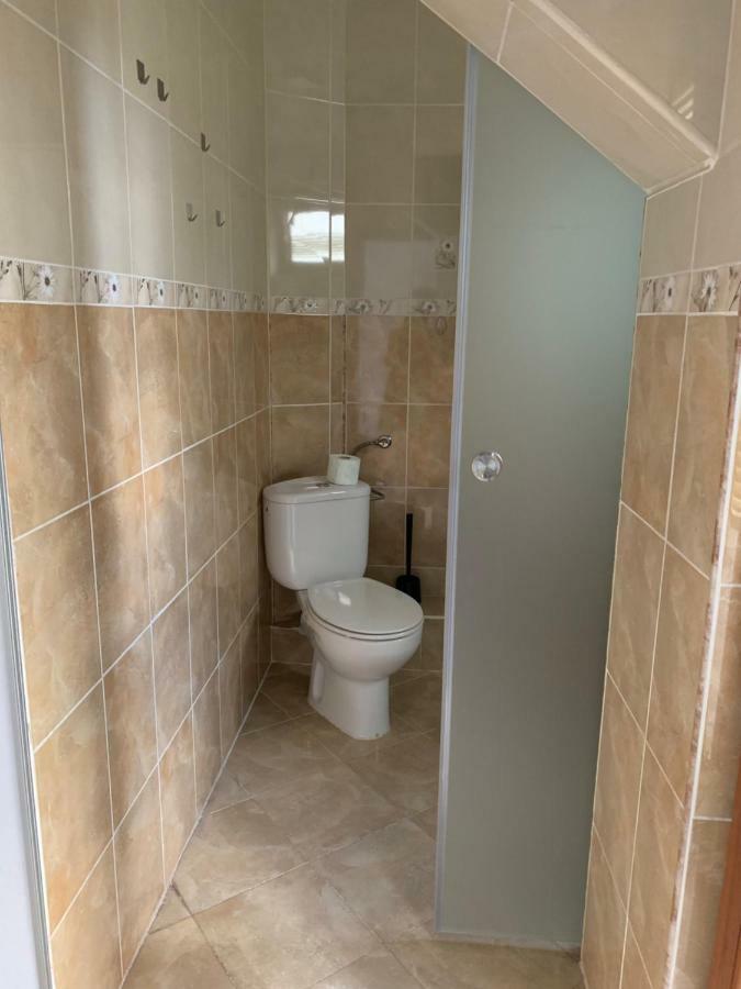 Lilia 3 Self-Check In Apartment With Hot Water Despite Prevention In The Neighborhood, Food And Drink Shop Open Until 10 Pm And Free Parking Area Next Ot 24 Hours Food And Drink Shop And Free Parking Area Sofia Buitenkant foto